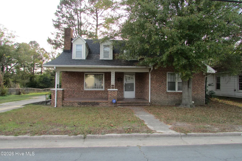 803 Mc Koy Street Clinton, NC 28328