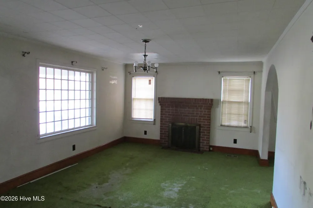803 Mc Koy Street Clinton, NC 28328
