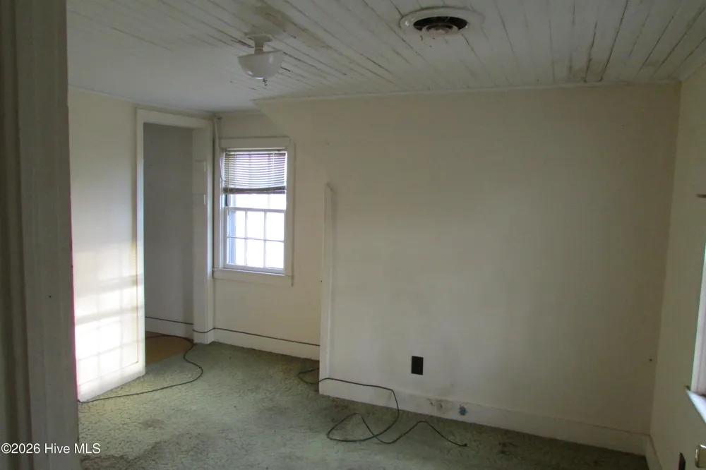 803 Mc Koy Street Clinton, NC 28328