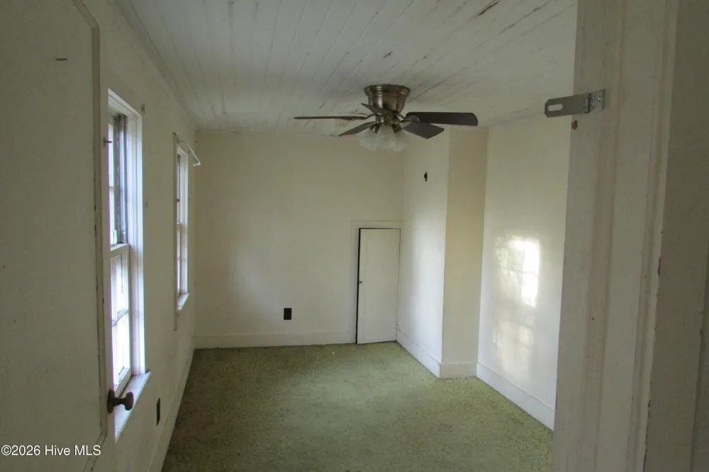 803 Mc Koy Street Clinton, NC 28328