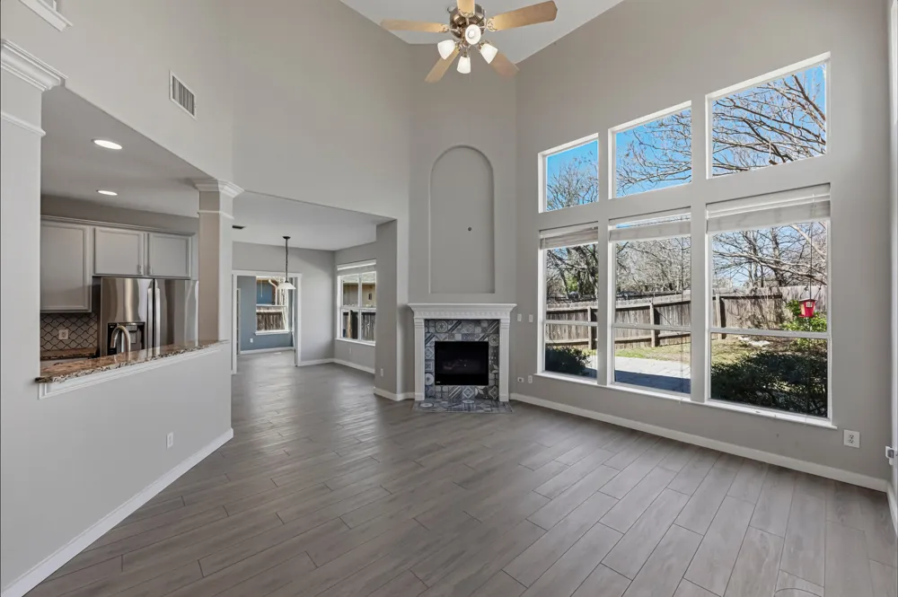6810 Poncha Pass Austin, TX 78749