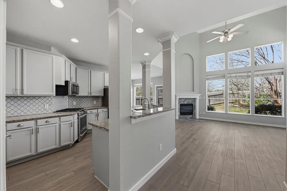 6810 Poncha Pass Austin, TX 78749