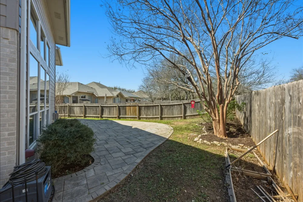 6810 Poncha Pass Austin, TX 78749