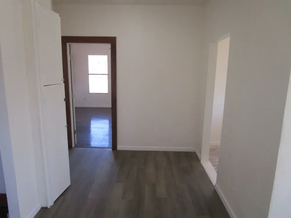 106 E Magnolia Avenue Electra, TX 76360