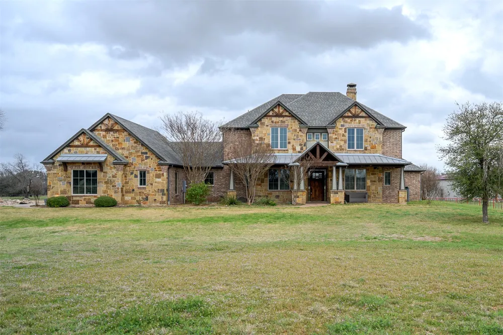 1003 Buckner Road Brock, TX 76462