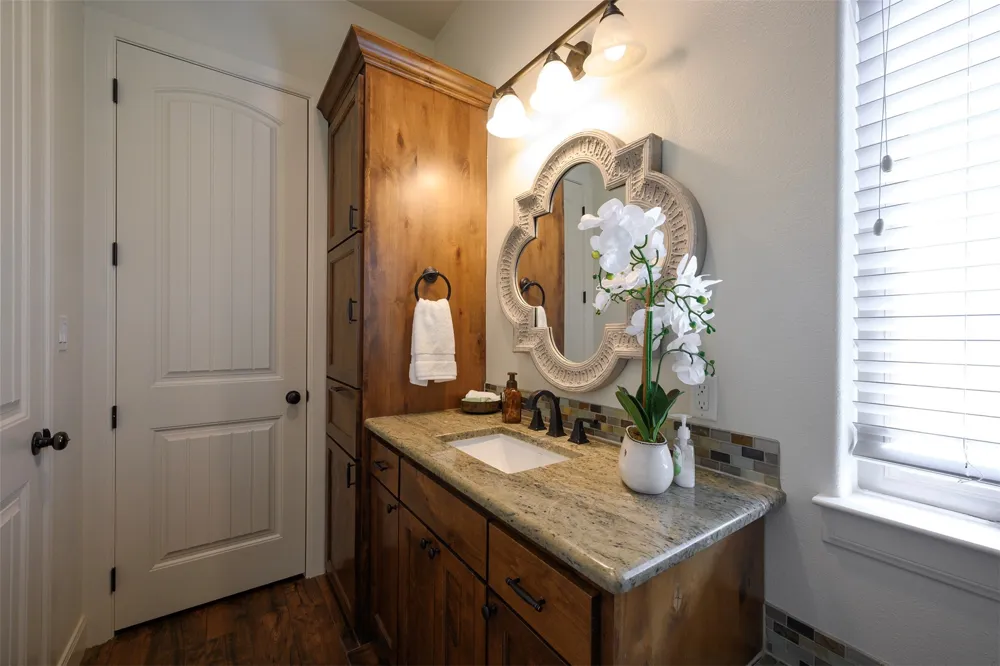 1003 Buckner Road Brock, TX 76462
