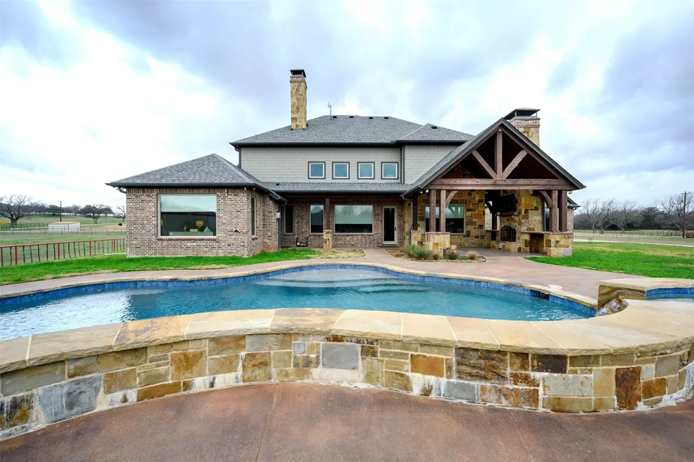 1003 Buckner Road Brock, TX 76462