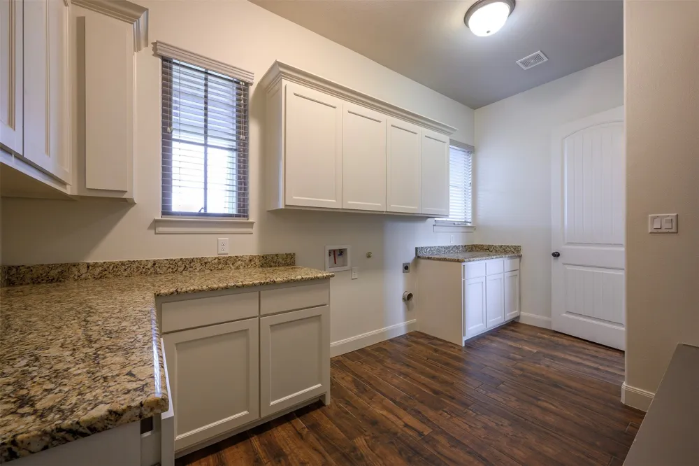 1003 Buckner Road Brock, TX 76462