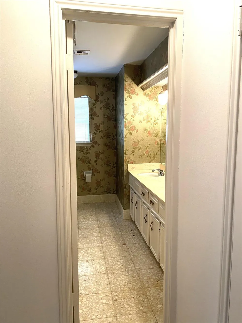 1922 Anvil Drive Houston, TX 77090