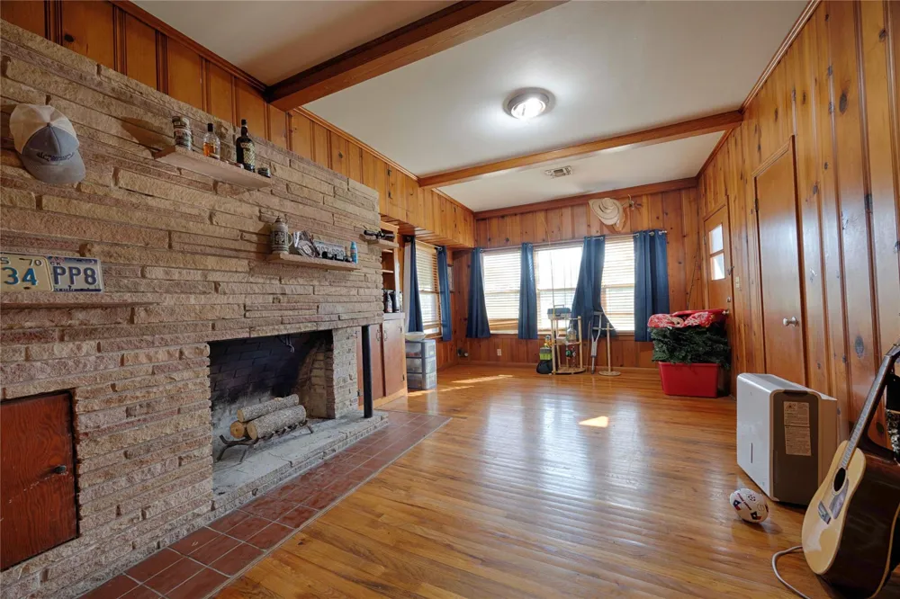 309 Anderson Street Schulenburg, TX 78956