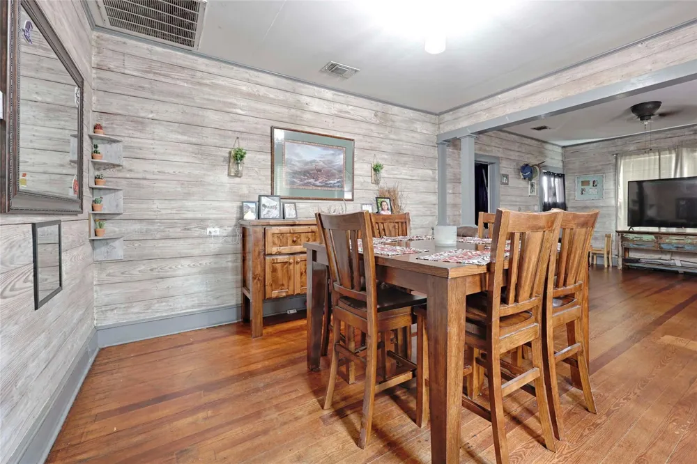 309 Anderson Street Schulenburg, TX 78956