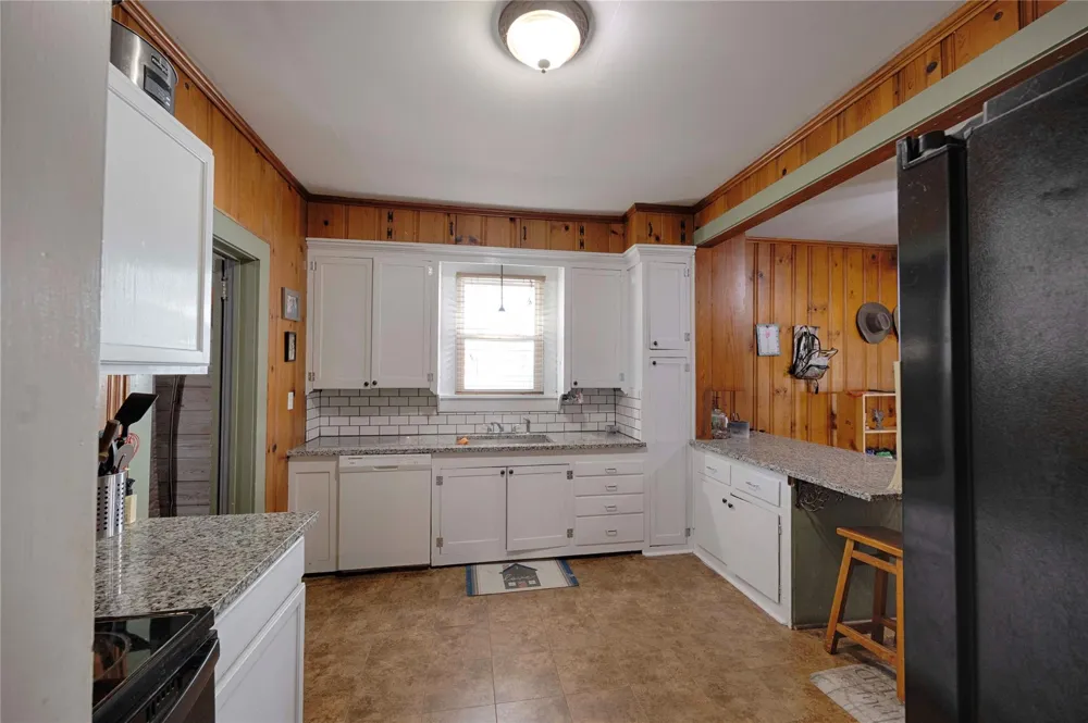 309 Anderson Street Schulenburg, TX 78956