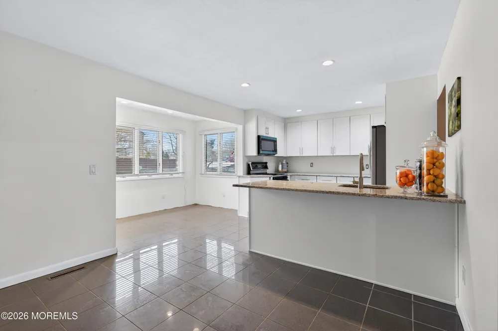 525 Fairfield Road East Windsor, NJ 08520