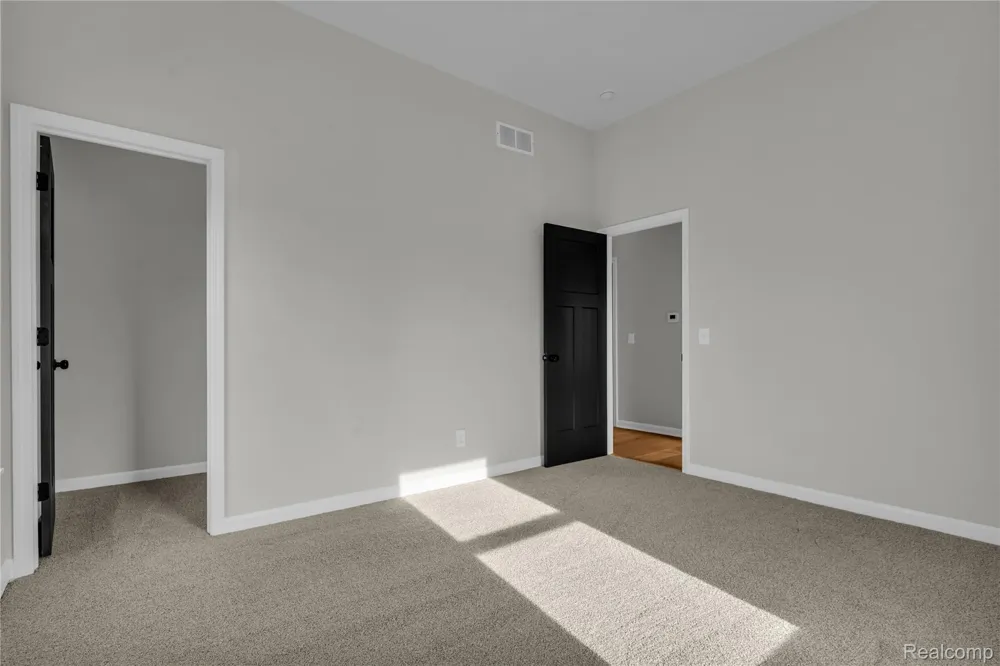 1876 McKinley Street Wyandotte City, MI 48192