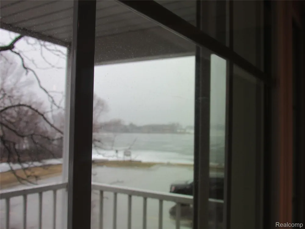 3565 S Port Cove Drive #63 Waterford Charter Township, MI 48328