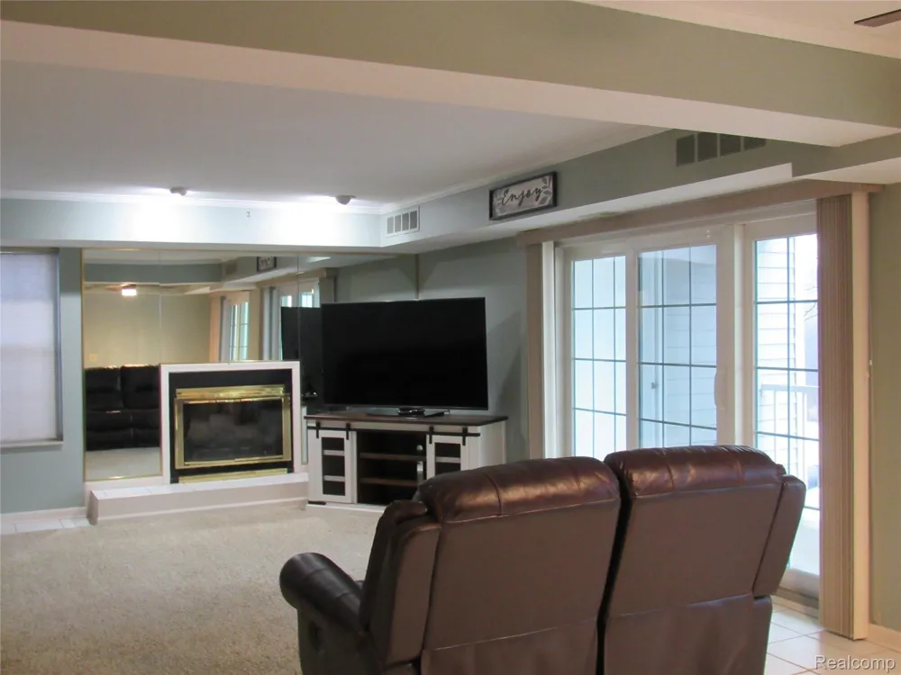 3565 S Port Cove Drive #63 Waterford Charter Township, MI 48328