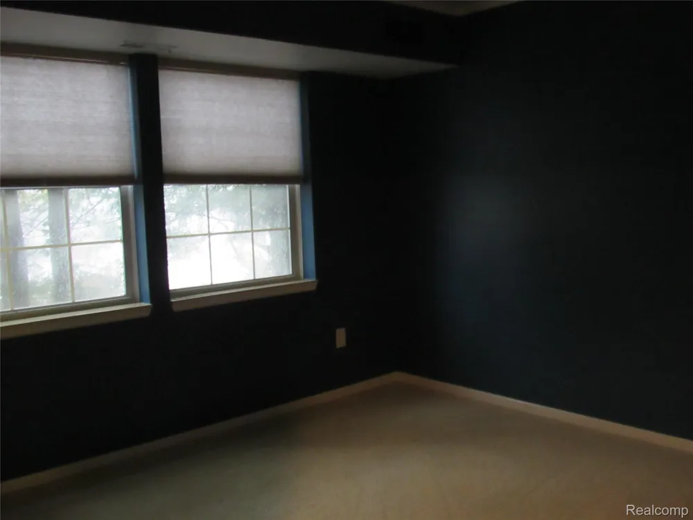3565 S Port Cove Drive #63 Waterford Charter Township, MI 48328