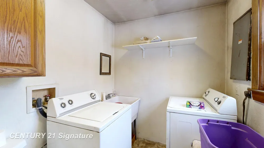 150 E Winegars Road Hay Township, MI 48624