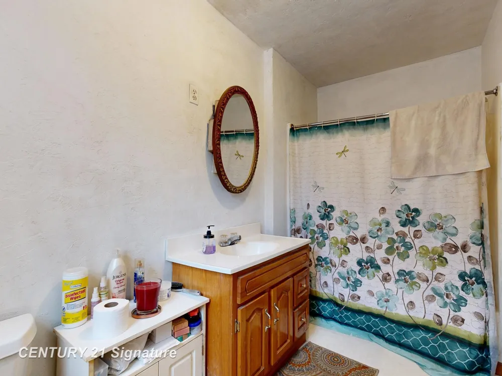 150 E Winegars Road Hay Township, MI 48624
