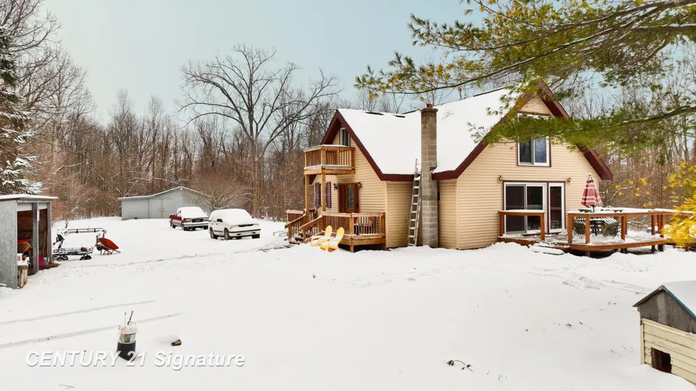 150 E Winegars Road Hay Township, MI 48624