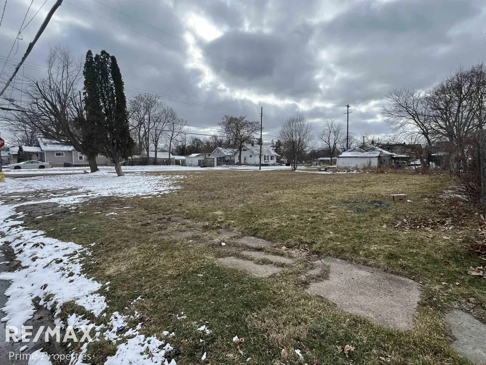 1501 Arlington Avenue Flint City, MI 48506