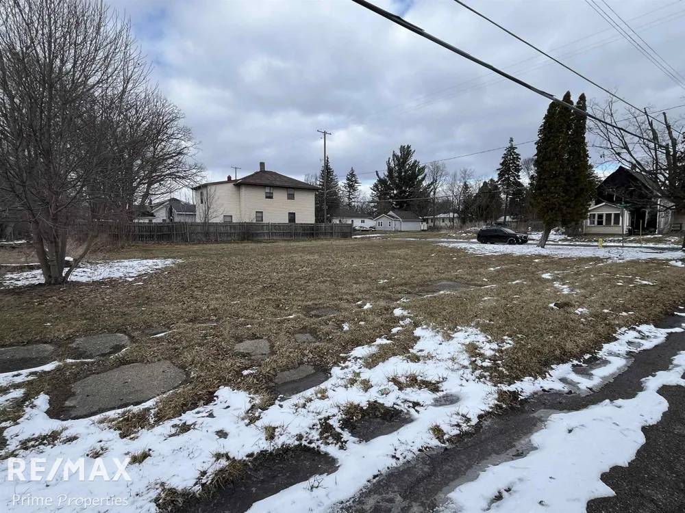 1501 Arlington Avenue Flint City, MI 48506
