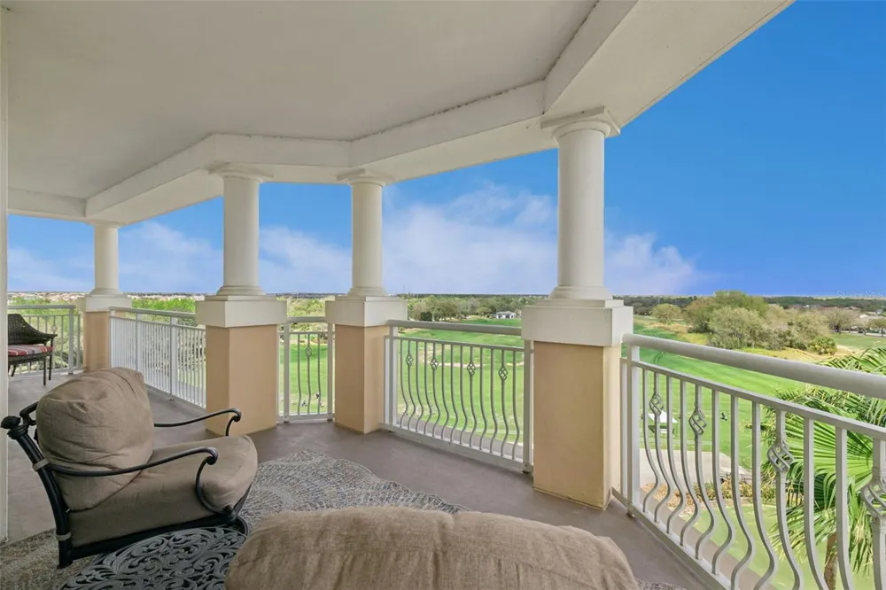 7593 GATHERING DRIVE #401 Reunion, FL 34747