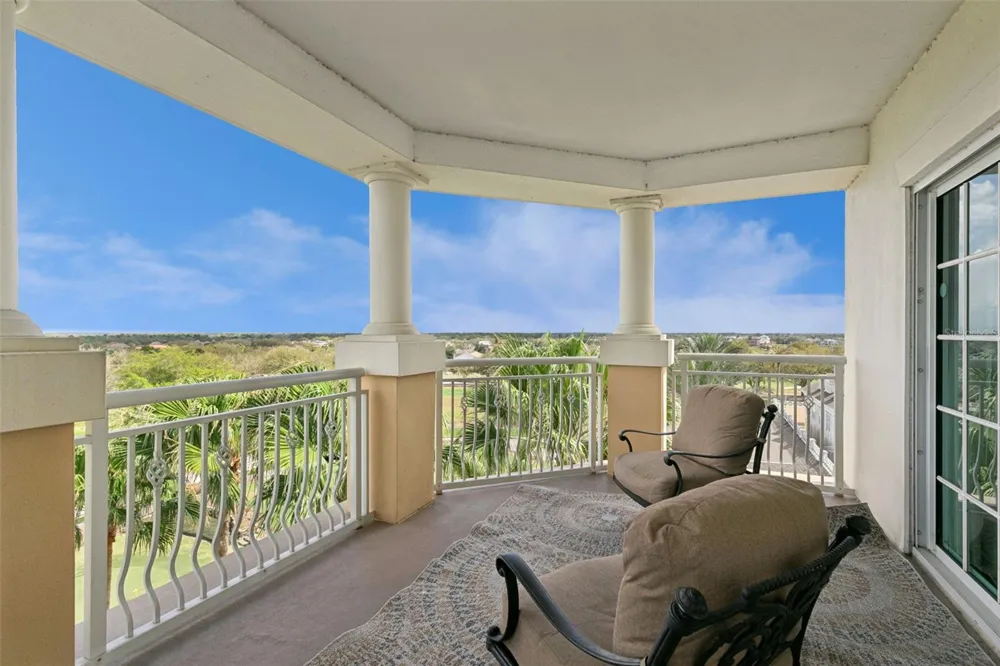 7593 GATHERING DRIVE #401 Reunion, FL 34747
