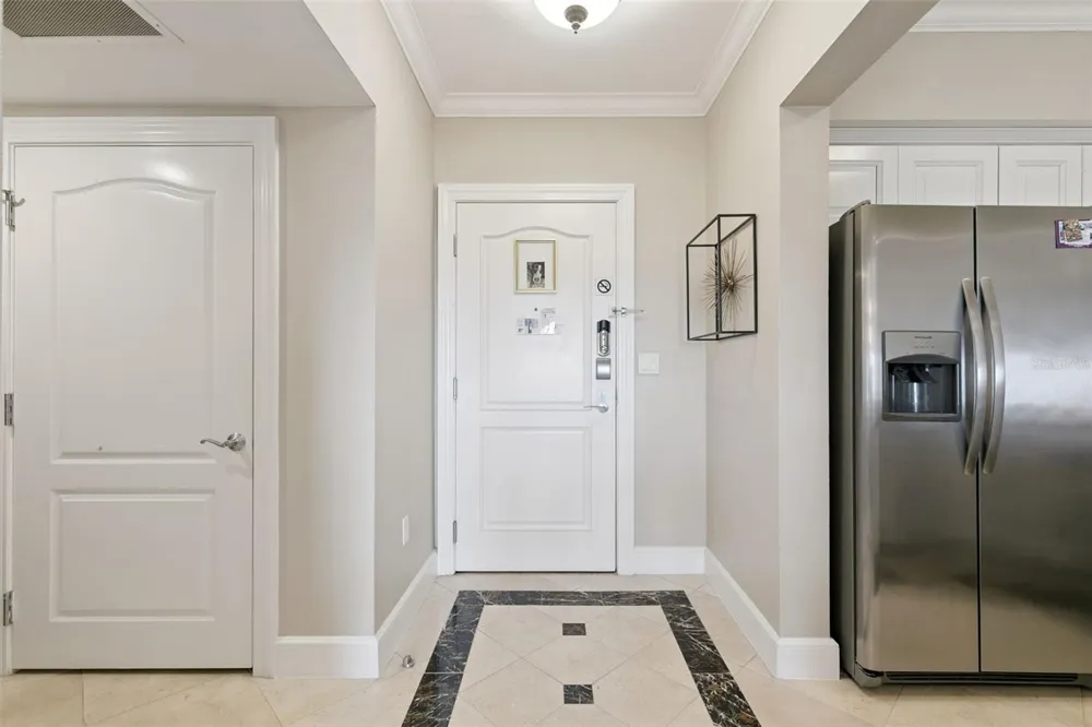 7593 GATHERING DRIVE #401 Reunion, FL 34747
