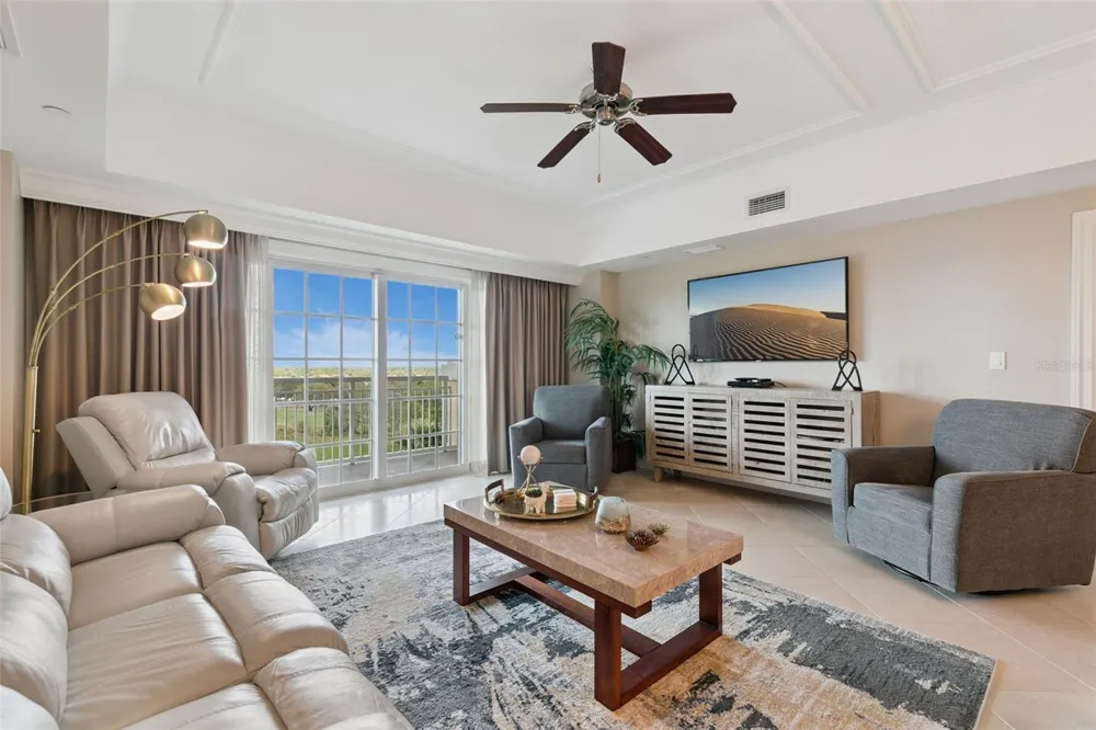 7593 GATHERING DRIVE #401 Reunion, FL 34747
