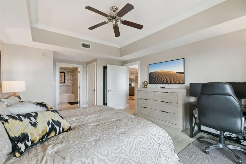 7593 GATHERING DRIVE #401 Reunion, FL 34747