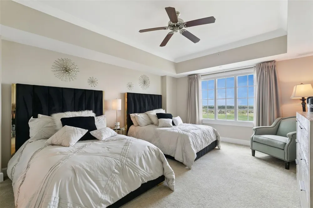 7593 GATHERING DRIVE #401 Reunion, FL 34747