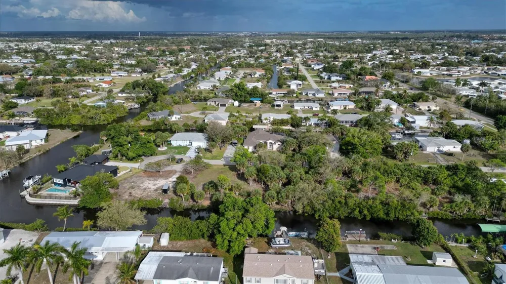 3015 BANYAN WAY Punta Gorda, FL 33950