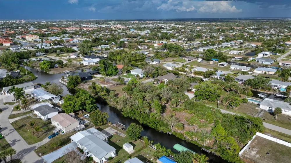 3015 BANYAN WAY Punta Gorda, FL 33950
