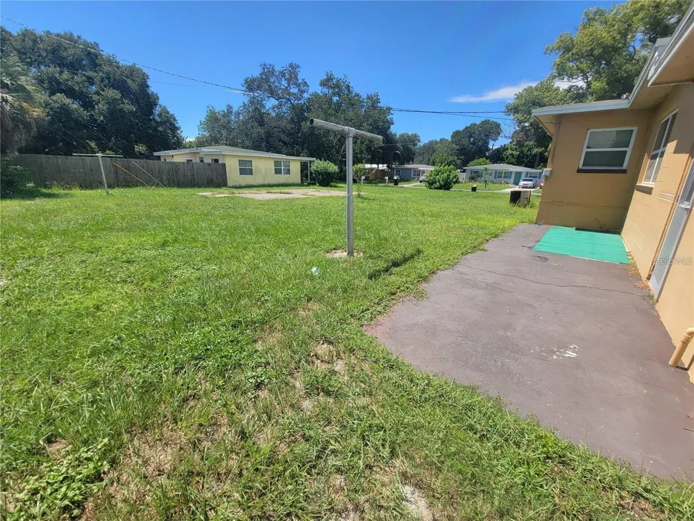 5230 11TH AVENUE S Gulfport, FL 33707