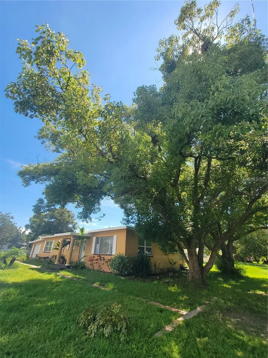 5230 11TH AVENUE S Gulfport, FL 33707