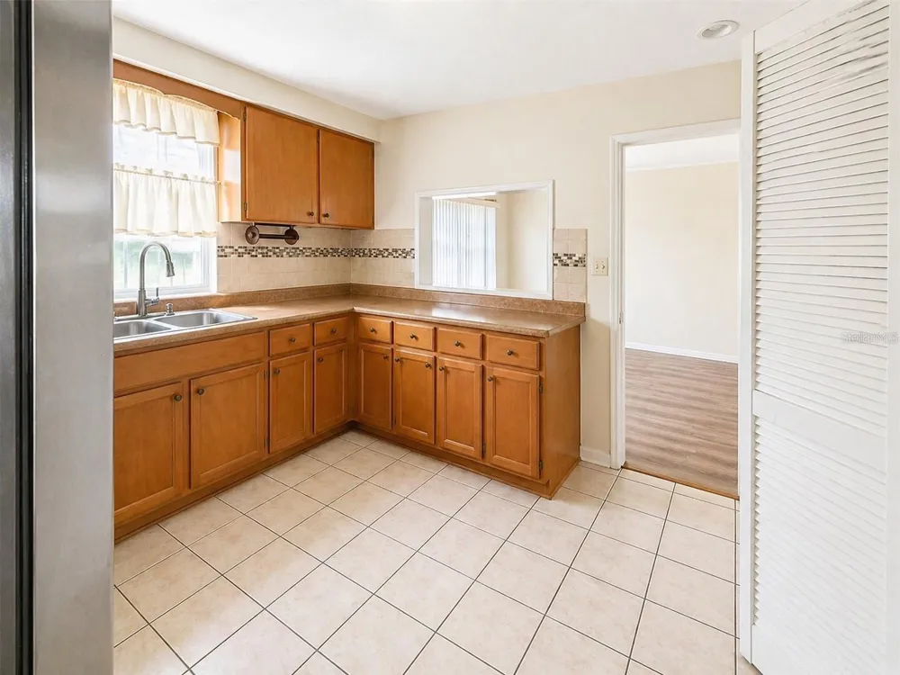 5230 11TH AVENUE S Gulfport, FL 33707