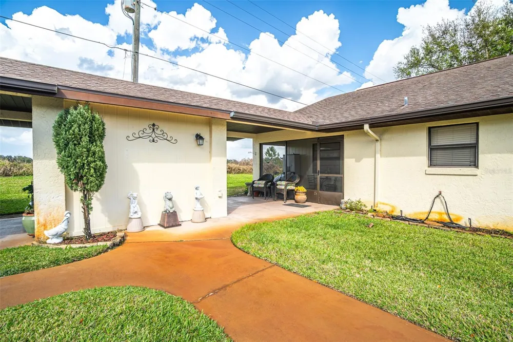 15 CHARLTON DRIVE #15 Lake Placid, FL 33852