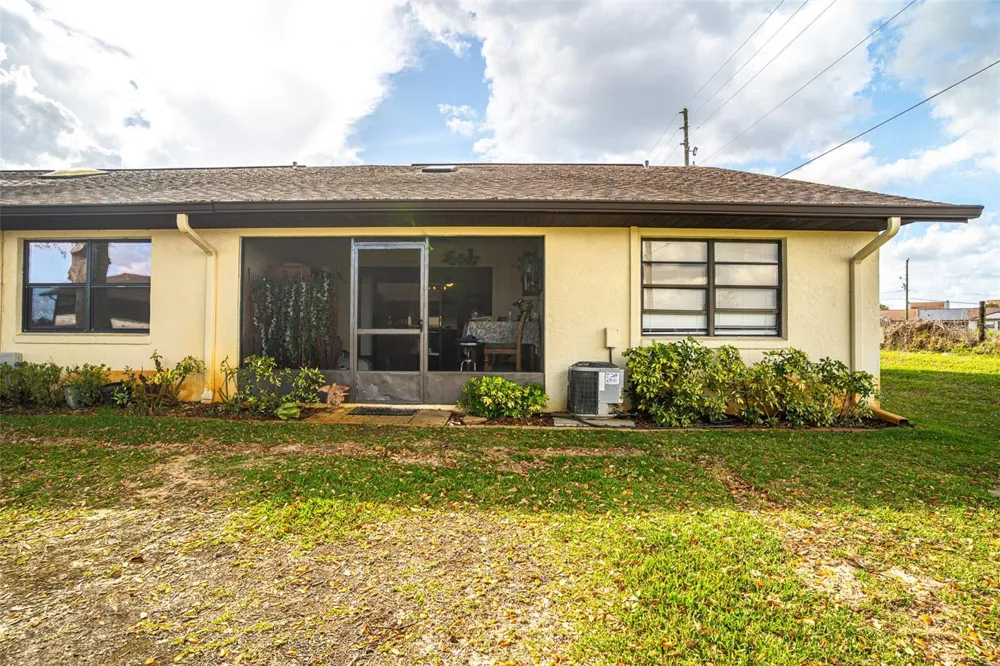15 CHARLTON DRIVE #15 Lake Placid, FL 33852