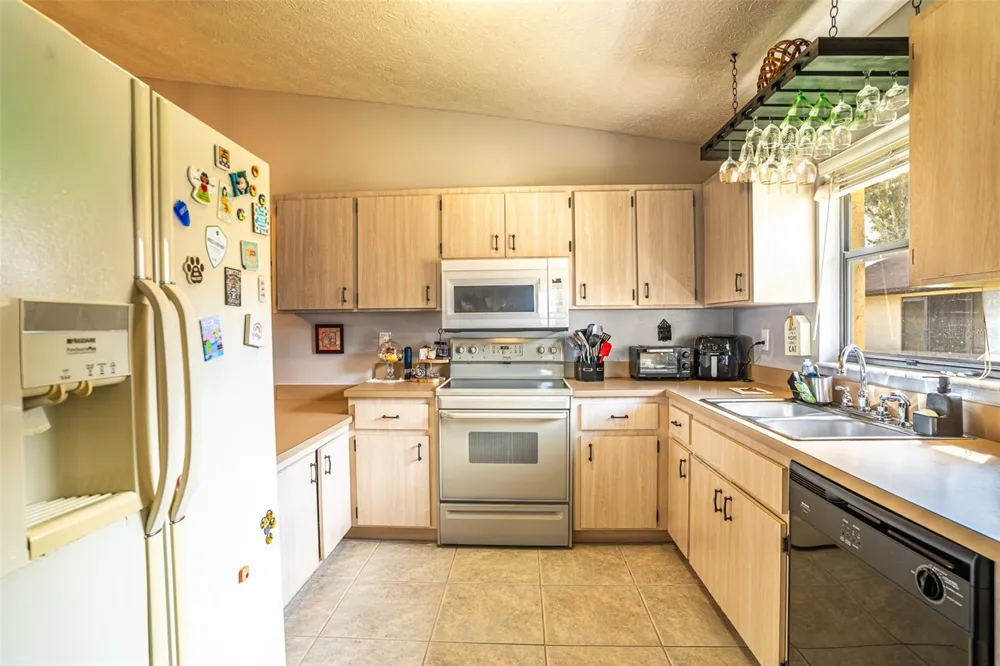 15 CHARLTON DRIVE #15 Lake Placid, FL 33852