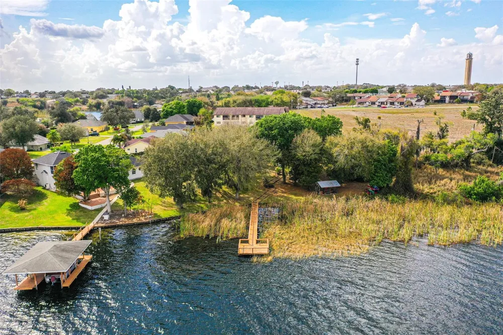 15 CHARLTON DRIVE #15 Lake Placid, FL 33852