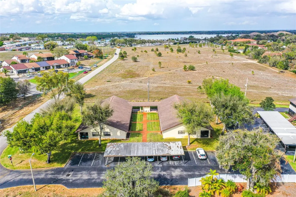 15 CHARLTON DRIVE #15 Lake Placid, FL 33852