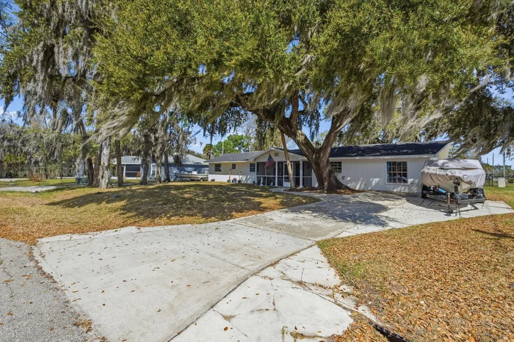 2329 LIME TREE Edgewater, FL 32141