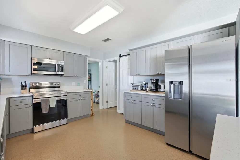 2329 LIME TREE Edgewater, FL 32141