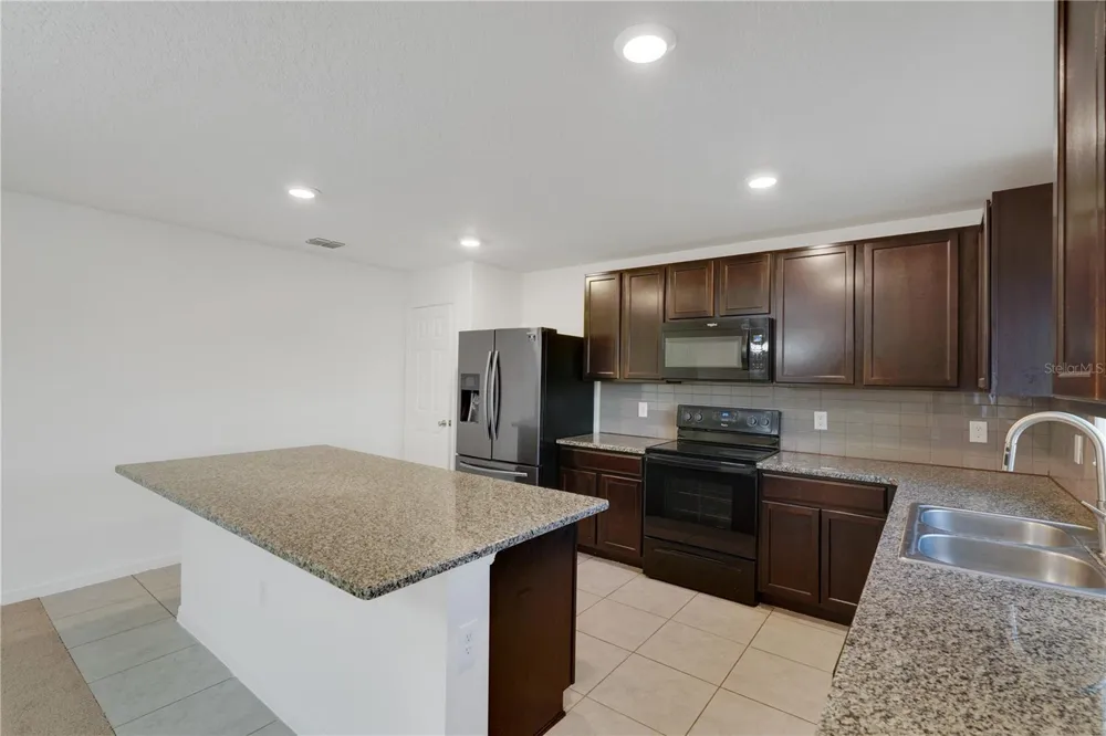 13916 RUSHING CREEK RUN Orlando, FL 32824