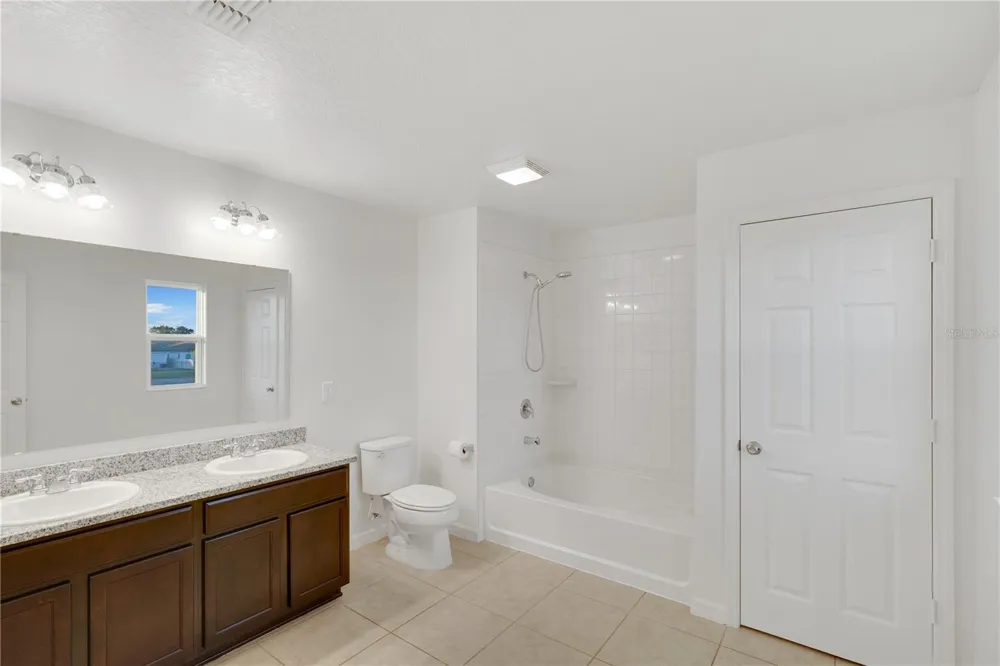 13916 RUSHING CREEK RUN Orlando, FL 32824