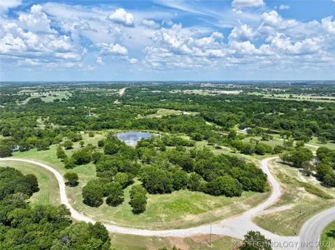 1 E Buffalo Springs Court