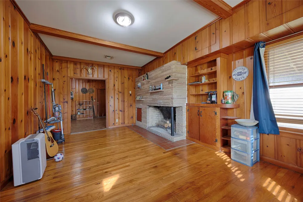 309 Anderson Street Schulenburg, TX 78956