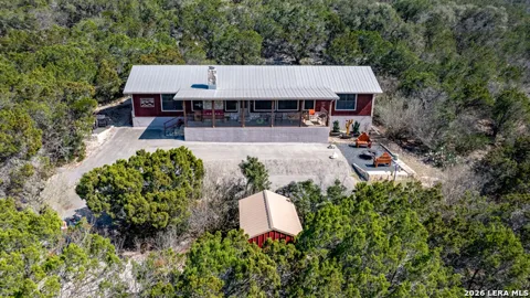 416 Canyon Oaks Dr.