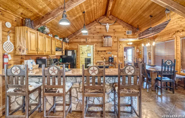 416 Canyon Oaks Dr. Concan, TX 78838